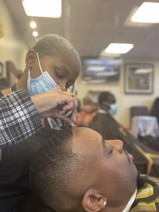 Lady Barber Chicago (l.e.x grooming) Picture 5