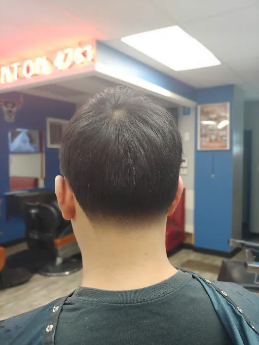 Lobby Cutz Picture 3