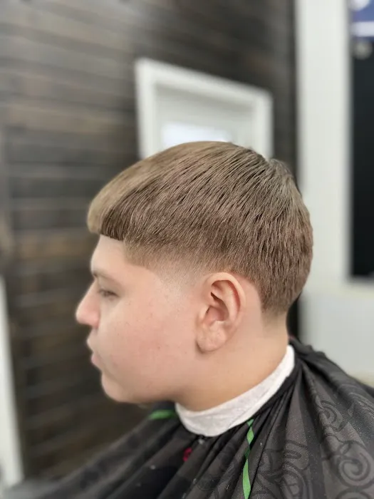 YOGI’s BARBERSHOP Picture 10