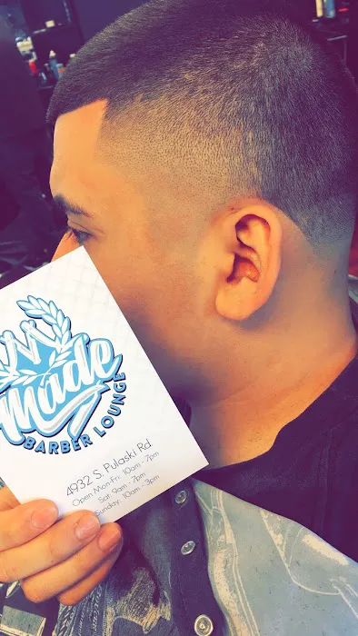 Made Barber Lounge Picture 3