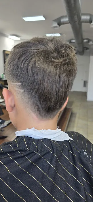 Ladies & Gentlemen Barber Shop Corp. Picture 8