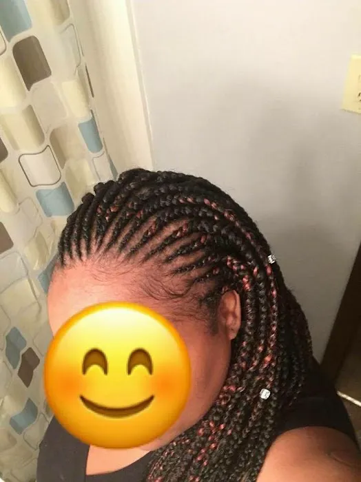 Tieisha braids Picture 4