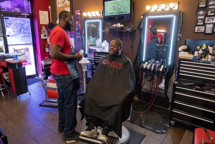 Powell's Barber Shop Chicago Picture 7