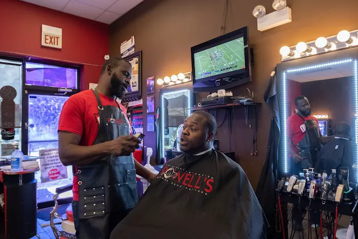 Powell's Barber Shop Chicago Picture 3