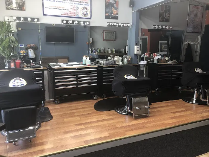 It's Official Barber Shop Picture 7