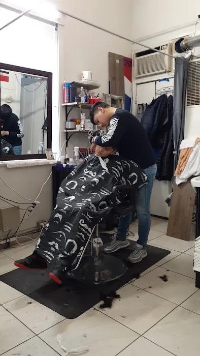 Exceptional Hair Salon & Barber Shop Picture 1