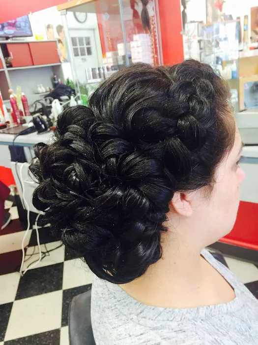 Cut It Out Hair Designs Picture 1