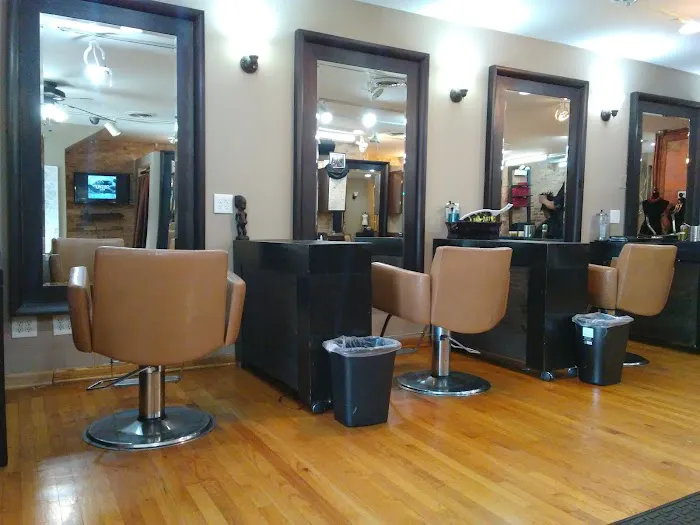 Christian Fields Style Bar Picture 1