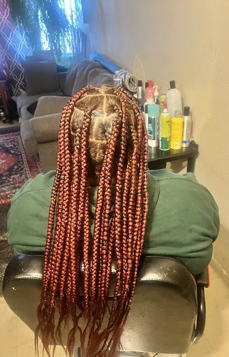 Bendicion African Hair Braiding Salon Picture 3
