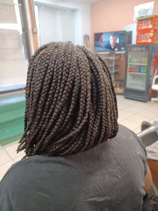 Rebecca African Hair Braiding Picture 9