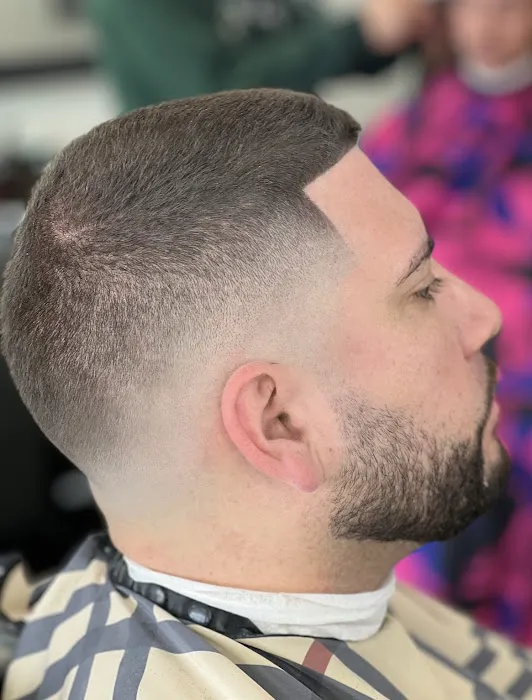 Superior Barbershop Picture 6