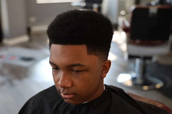Junie's Barber Studio Picture 5