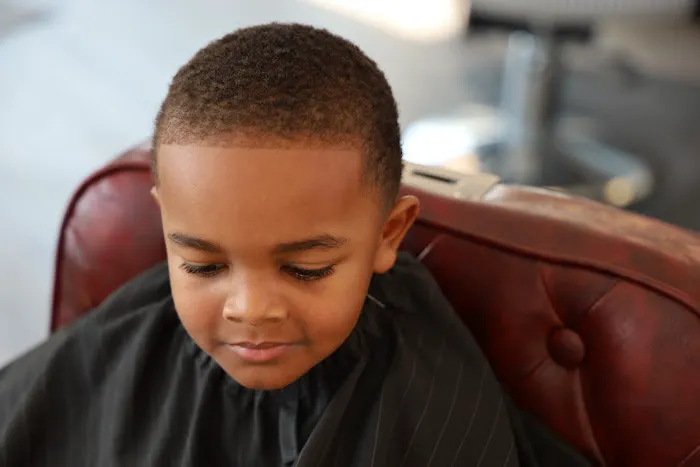 Junie's Barber Studio Picture 3