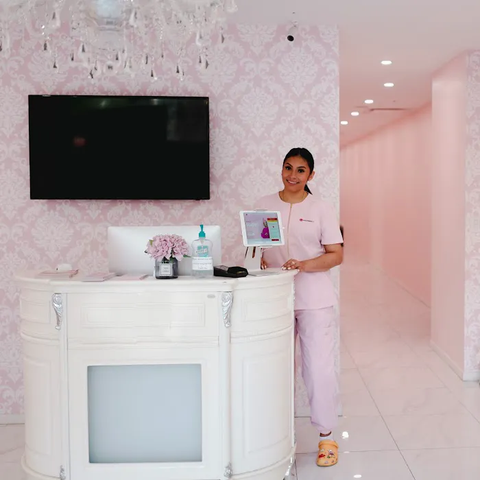 Sugaring NYC - Oak Park Picture 8