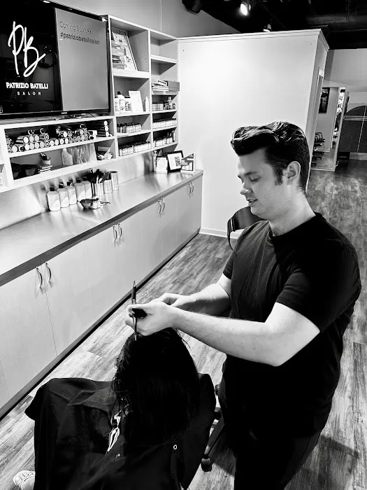 Patrizio Batelli Salon Picture 7