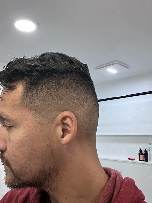 L and J Cuts Picture 2