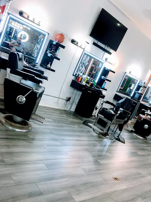 Headquarters Barber Studio Picture 7