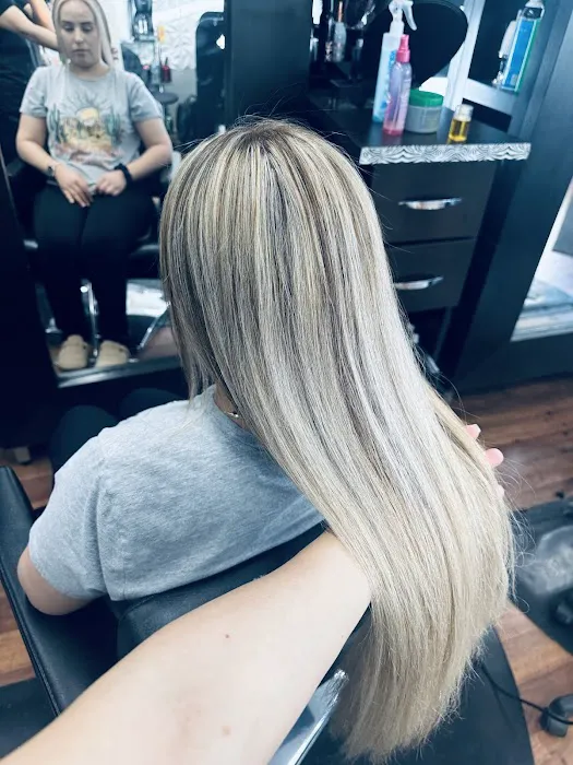 Girasoles Hair Salon Picture 4