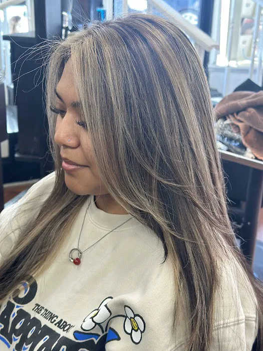 Girasoles Hair Salon Picture 7
