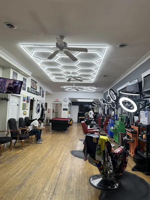 Original Cut Barber shop Picture 7