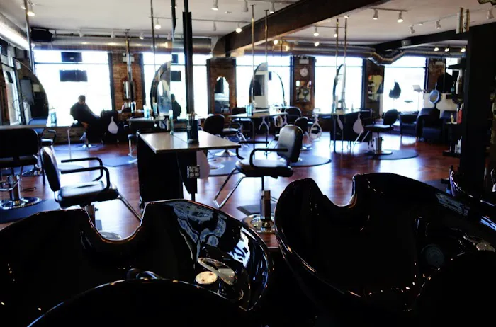 Milios Hair Studio Picture 1