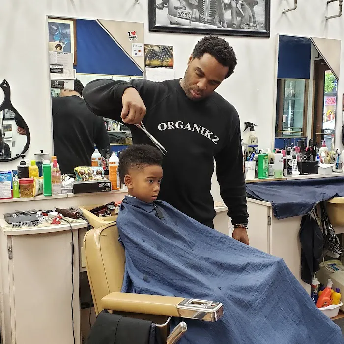 Blues Barber Shop Picture 9