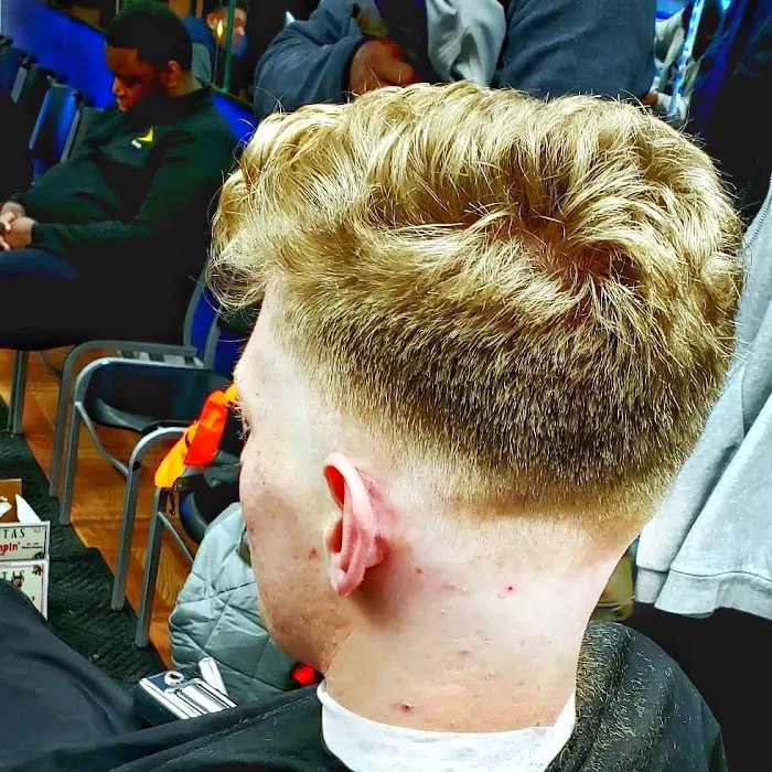 Elliott The Barber Picture 2
