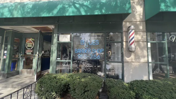 Elliott The Barber Picture 5