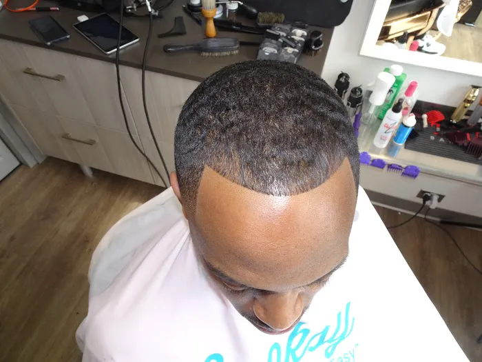 Mr. Leaks Styles @ MLS Grooming LLC Picture 3