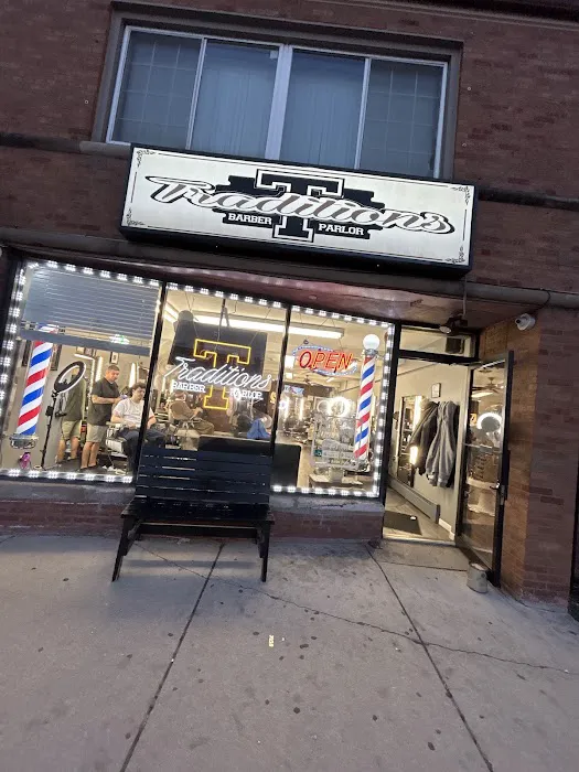 Traditions Barber Parlor II Picture 4