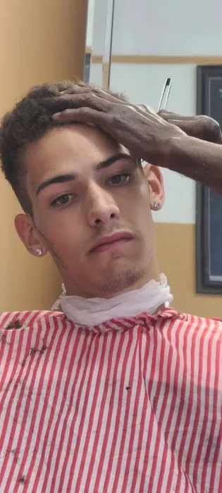 George's Barber Shop Picture 1