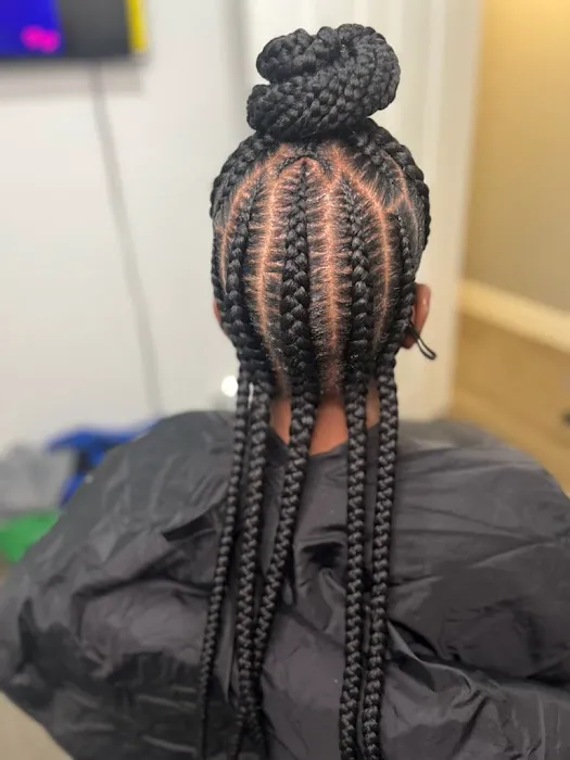 STYLISTIC PERFECTIONS (Locs, Braids, & More) Picture 1