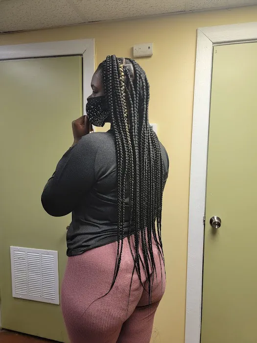 Uriel's African Hair Braiding Picture 3