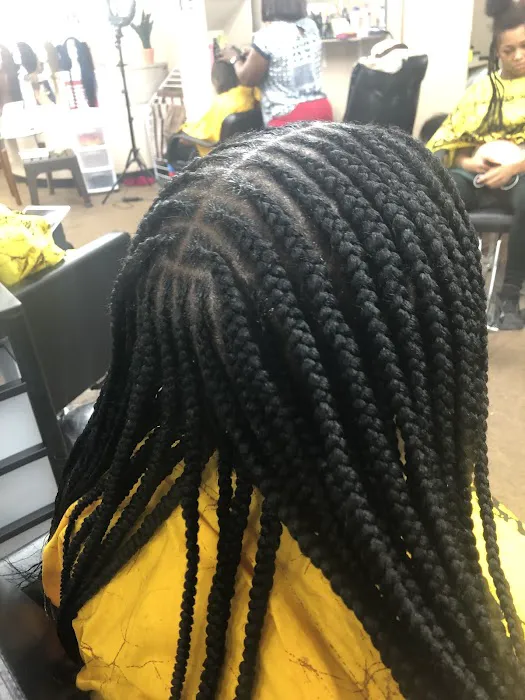 AP RICHESS HAIR STUDIO Picture 9