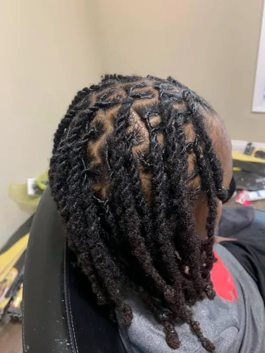AP RICHESS HAIR STUDIO Picture 5
