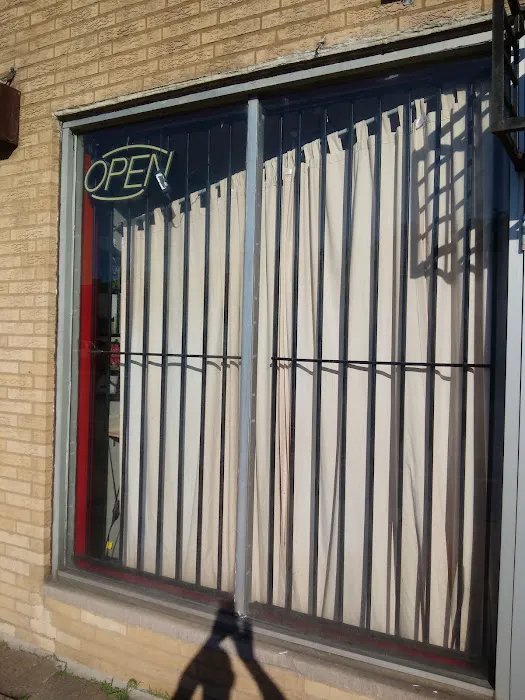 Father & Sons Barber Shop Picture 3