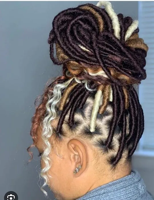 HAPPINESS AFRICAN HAIR BRAIDING Picture 7