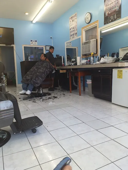 Jaramillo's Barber Shop Picture 6
