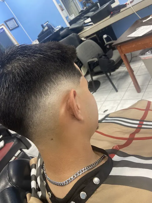Jaramillo's Barber Shop Picture 7