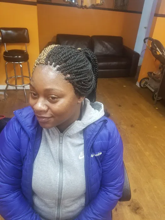 RUGUI AFRICAN HAIR BRAIDING Picture 1