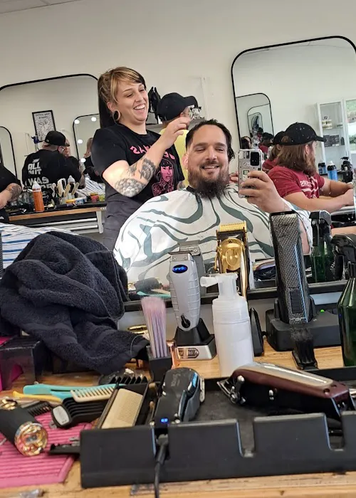 GoodxTimes Barbershop Picture 9