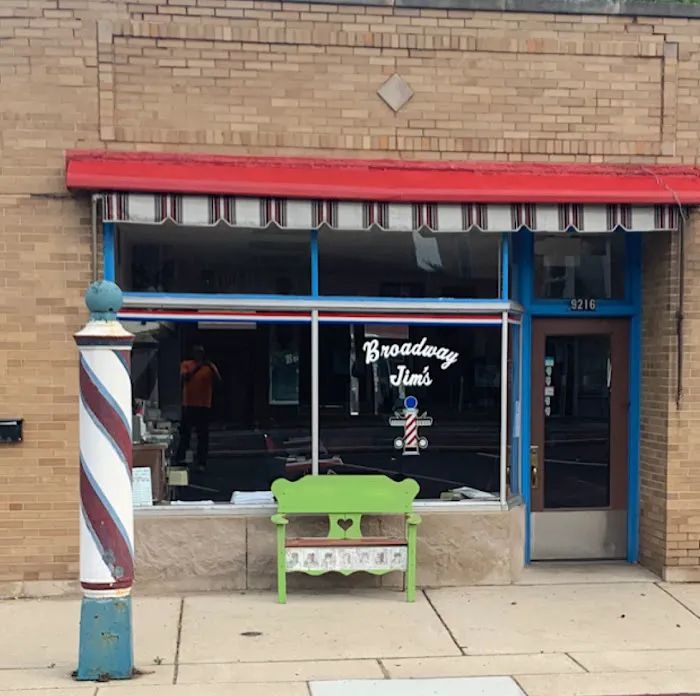 Broadway J's Barbershop Picture 2