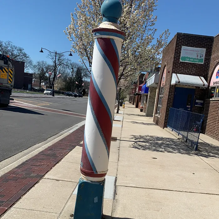 Broadway J's Barbershop Picture 3