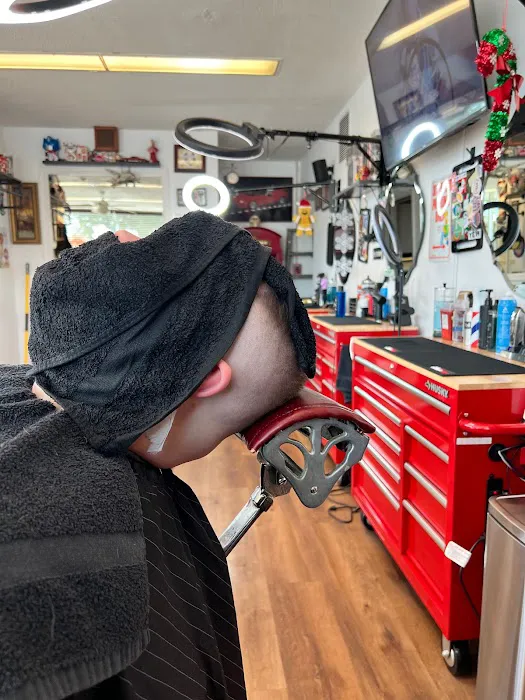 Glory Barbershop Picture 2