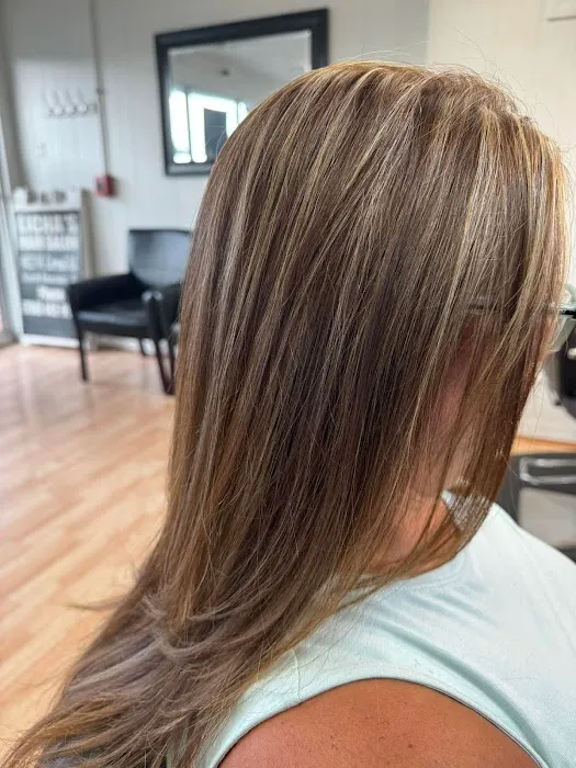 Licha's Hair Salon Picture 2
