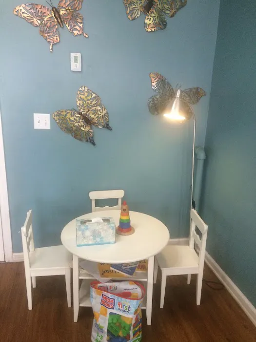 Hair Butterflies Lice and Nit Removal Salon Picture 1