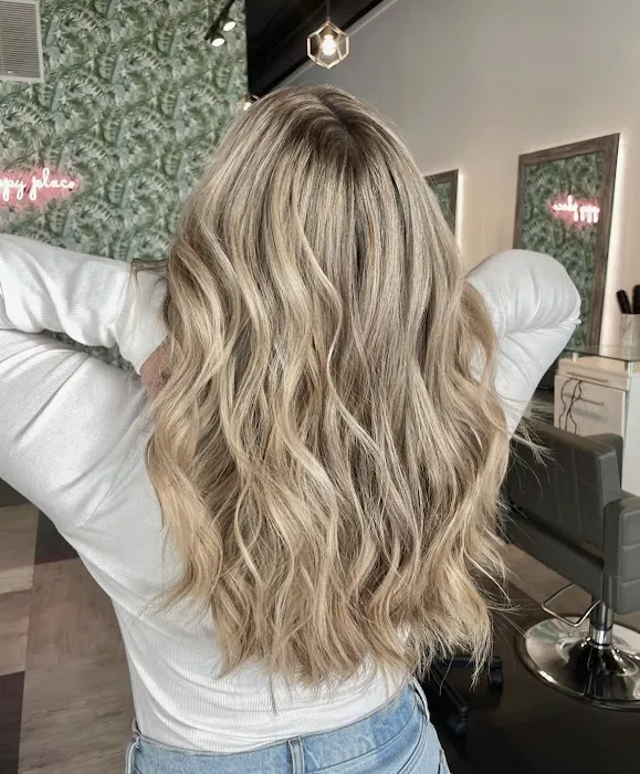 Golden Era Hair Studio Picture 3