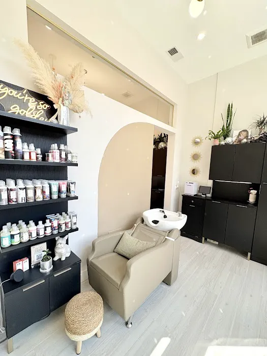 Golden Era Hair Studio Picture 1