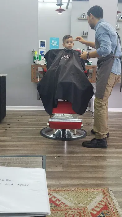 Shine On Gentlemen's Salon & Spa Picture 8