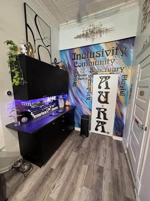 Aura Salon Chicago Picture 6